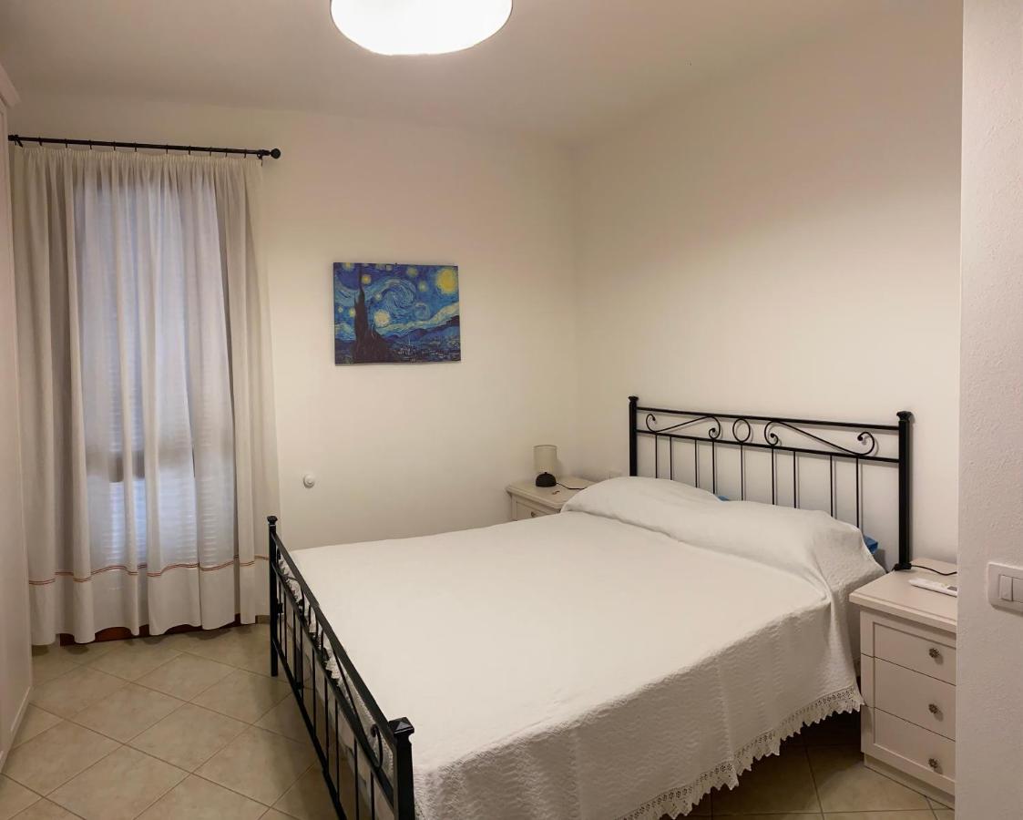 Villa Casa Chiara à Pula Extérieur photo
